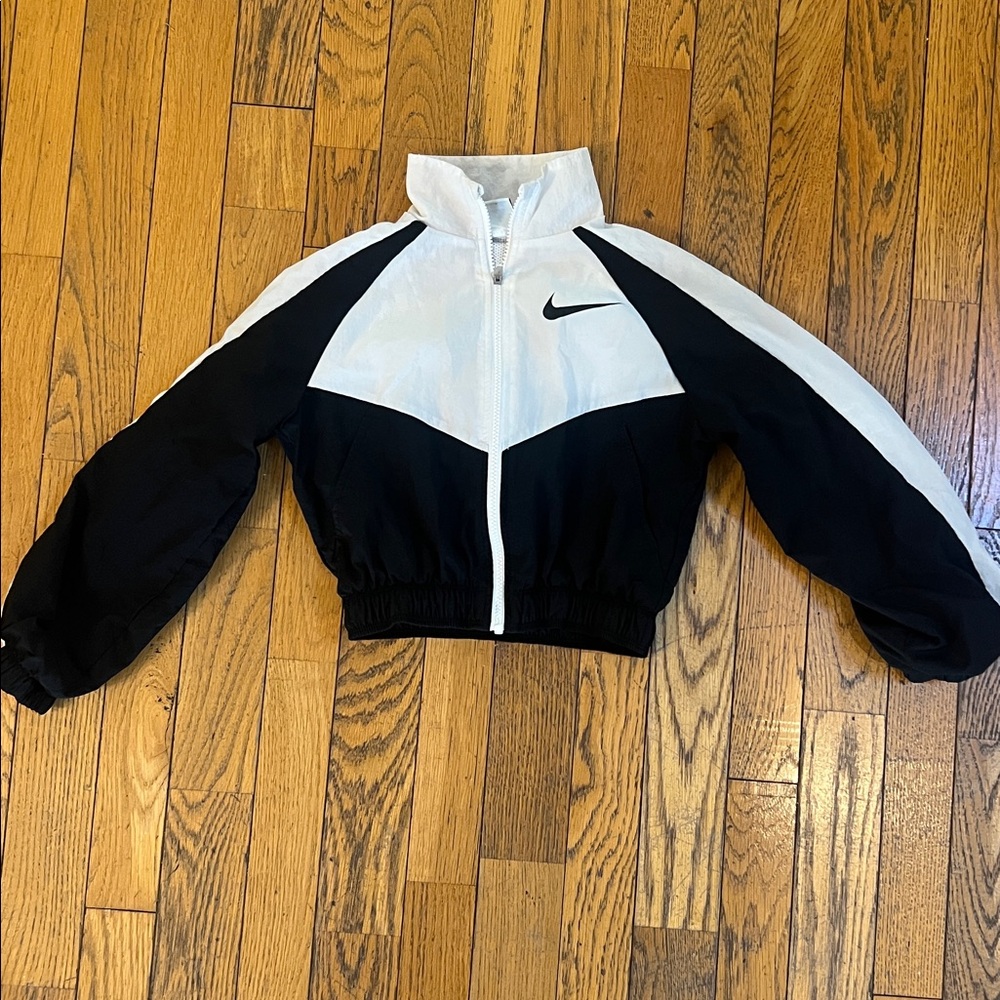 Nike Monochrome Zip-Up Jacket